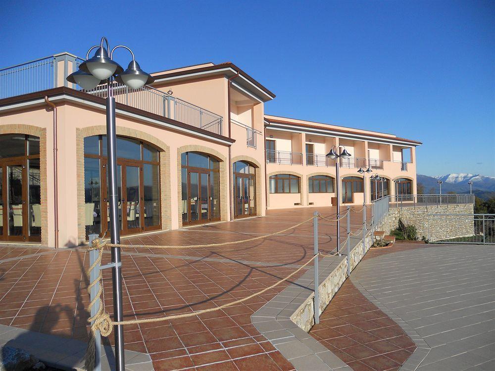 Hotel Caluna Charme مدينة سان غيوفاني أبيرو المظهر الخارجي الصورة