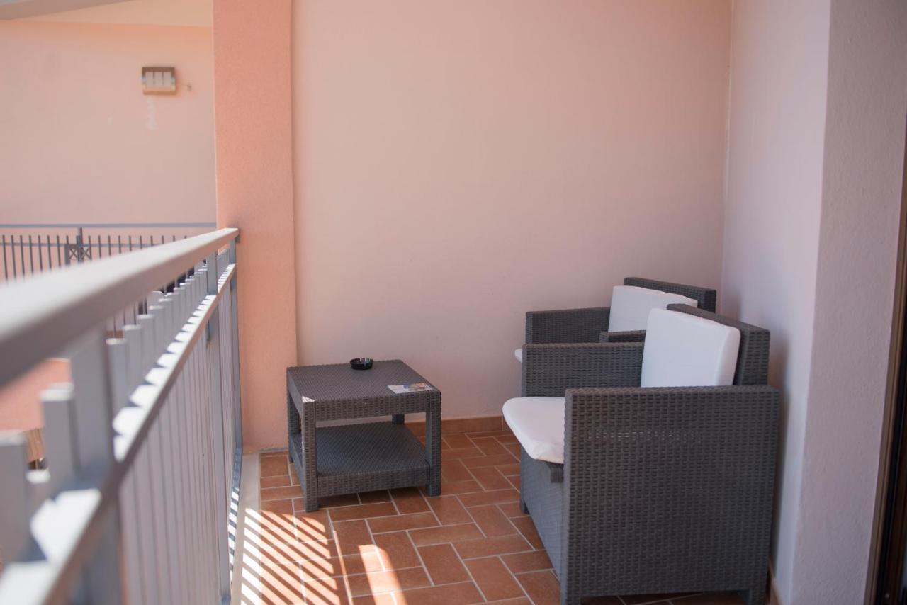 Hotel Caluna Charme مدينة سان غيوفاني أبيرو المظهر الخارجي الصورة
