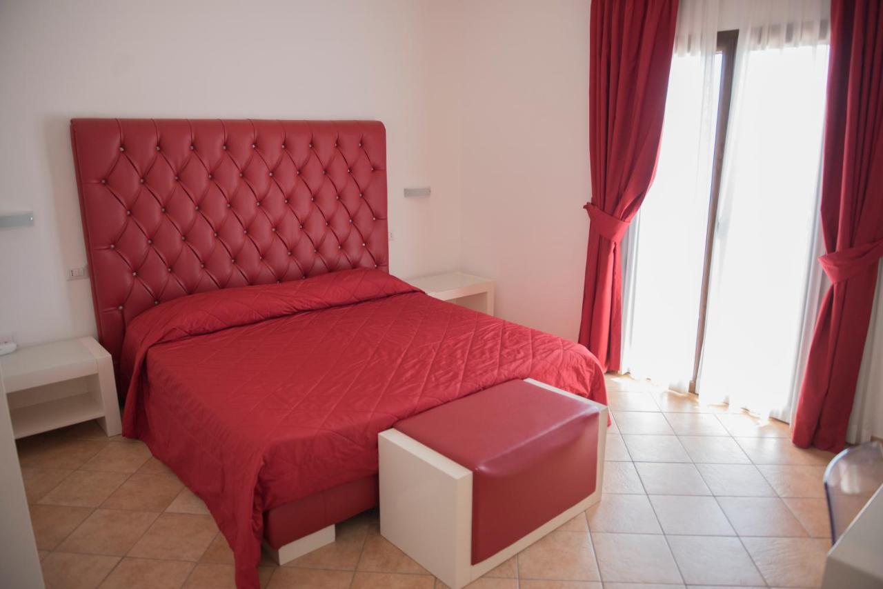 Hotel Caluna Charme مدينة سان غيوفاني أبيرو المظهر الخارجي الصورة