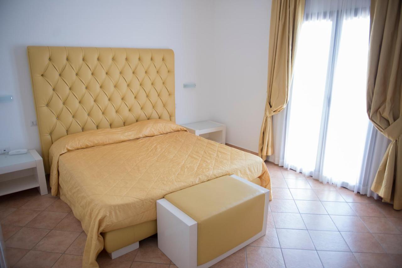 Hotel Caluna Charme مدينة سان غيوفاني أبيرو المظهر الخارجي الصورة
